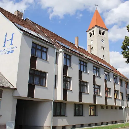 Hotel Harangtorony Szallo *