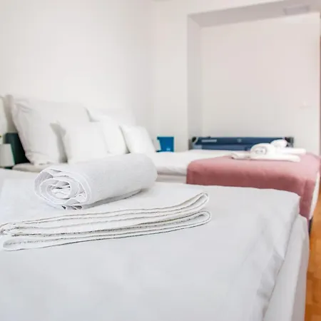 Harangtorony Szallo Hotel *