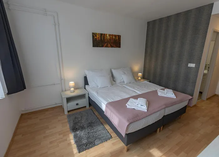 Harangtorony Szallo Hotel *